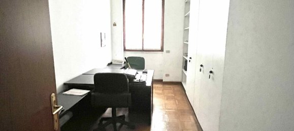 190m² Office in Milan, Italy No. 248021 17