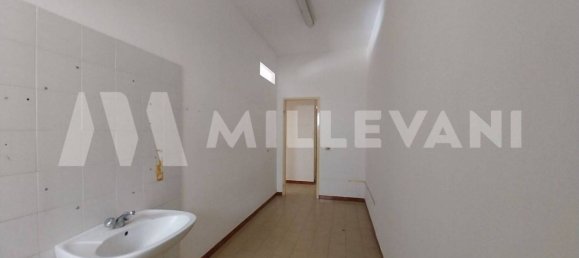 2 rooms Commercial property in Pozzallo, Italy No. 271513 17