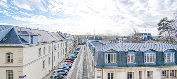 4 bedrooms Apartment in Versailles, France No. 291789 11