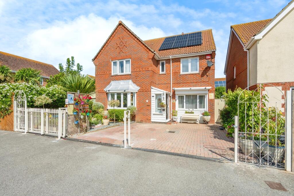 4 bedrooms House in Chichester, United Kingdom No. 10570