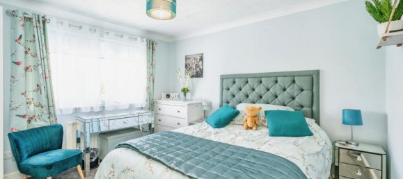 4 bedrooms House in Chichester, United Kingdom No. 10570 16