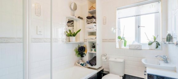 4 bedrooms House in Chichester, United Kingdom No. 10570 17