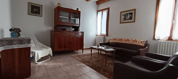 4 bedrooms Villa in Santa Maria di Sala, Italy No. 315845 2