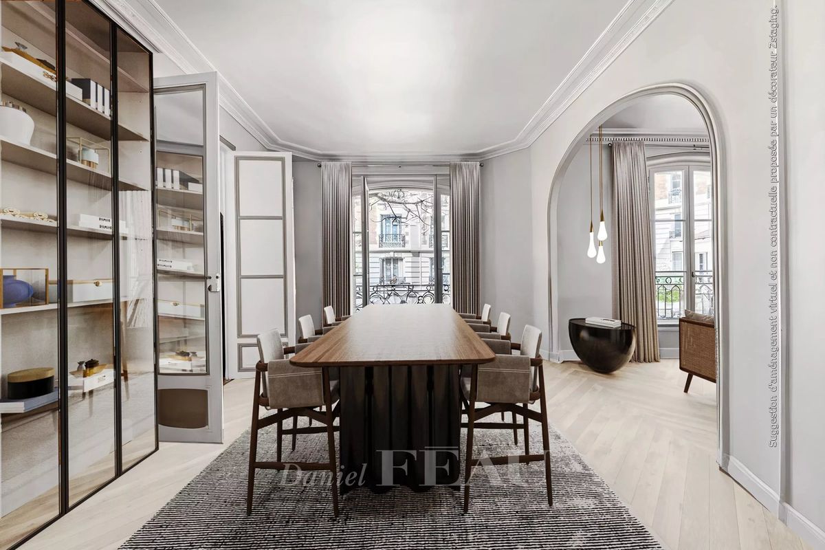 3 bedrooms Apartment in Paris, France No. 186847