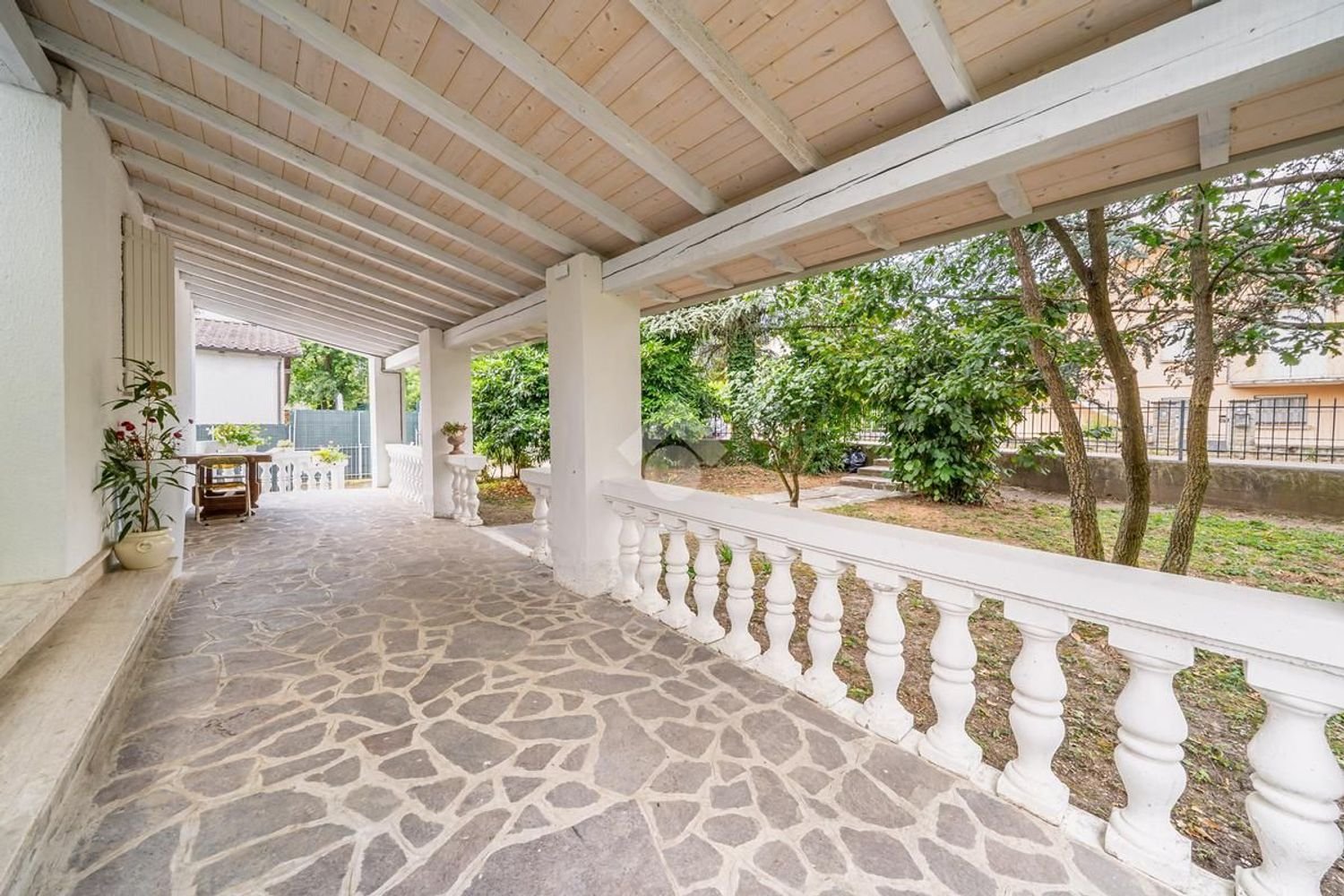 5 rooms Villa in Viano, Italy No. 278867