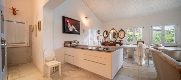 5 rooms Villa in Viano, Italy No. 278867 6