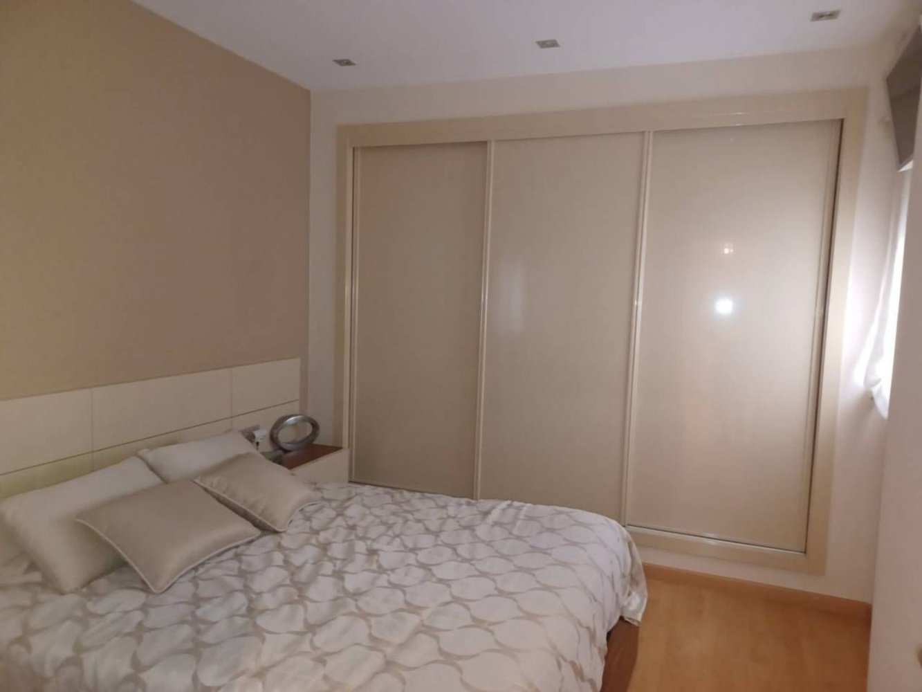 Apartamento de 3 dormitorios en Castellón de la Plana, Spain No. 119231