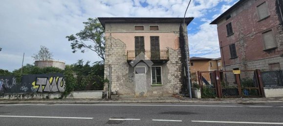 Gewerbliche Immobilie in Brescia, Italy 800m², Nr. 128936 6