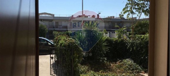 2 bedrooms Apartment in Manfredonia, Italy No. 81134 3