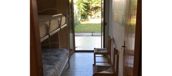 2 bedrooms Apartment in Manfredonia, Italy No. 81134 10