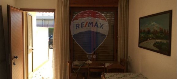 2 bedrooms Apartment in Manfredonia, Italy No. 81134 4