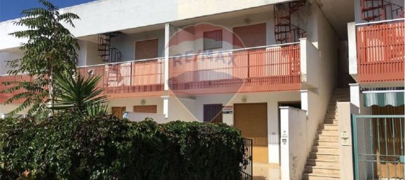 2 bedrooms Apartment in Manfredonia, Italy No. 81134 2