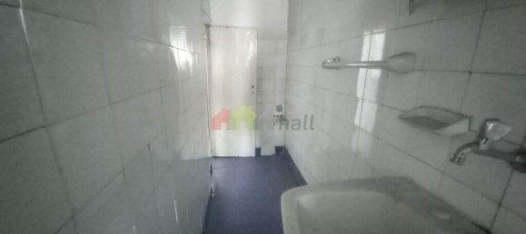 208m² Building in Lisbon, Portugal No. 102636 7