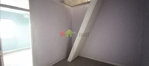 208m² Building in Lisbon, Portugal No. 102636 8