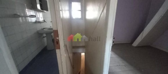 208m² Building in Lisbon, Portugal No. 102636 4