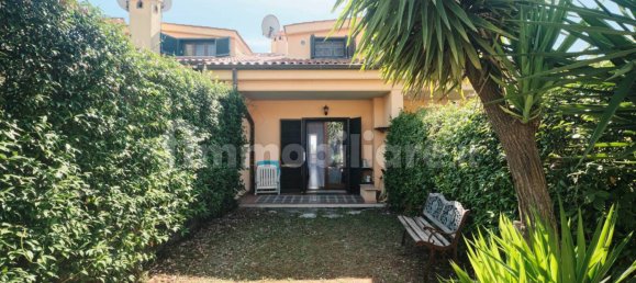3 Schlafzimmer Villa in Albano Laziale, Italy, Nr. 352317 3