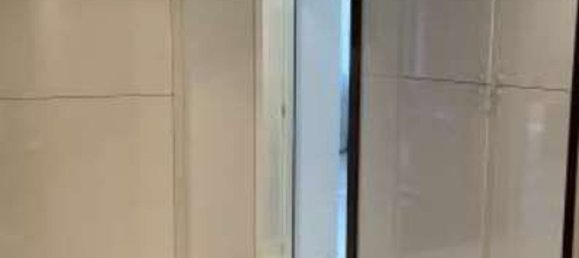 5 rooms Apartment in Prato, Italy No. 277360 6