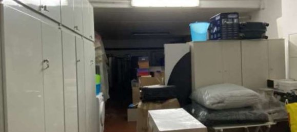 5 rooms Apartment in Prato, Italy No. 277360 18