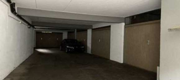 5 rooms Apartment in Prato, Italy No. 277360 17