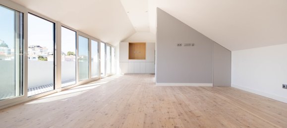 3 bedrooms Duplex in Cascais, Portugal No. 118525 2