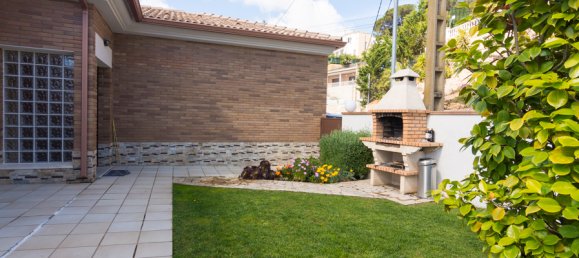 4 Schlafzimmer Haus in Lloret de Mar, Spain, Nr. 810 8