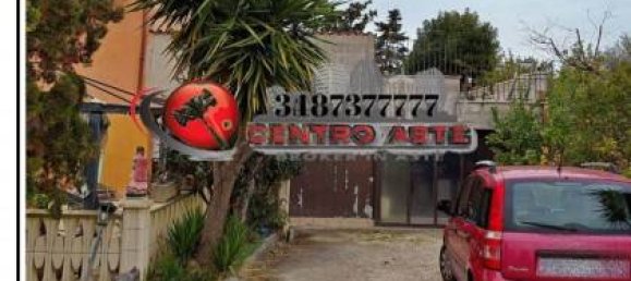 1 bedroom Garage in Guidonia Montecelio, Italy No. 350375 3