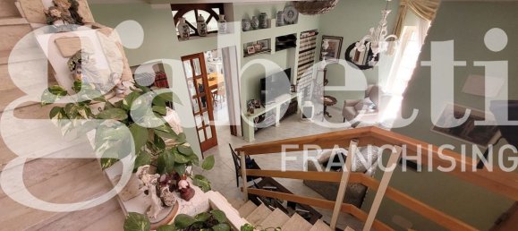 3 غرف نوم فيلا في Syracuse, Italy رقم 242859 30