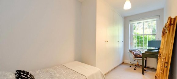 2 bedrooms Apartment in London, United Kingdom No. 12872 3