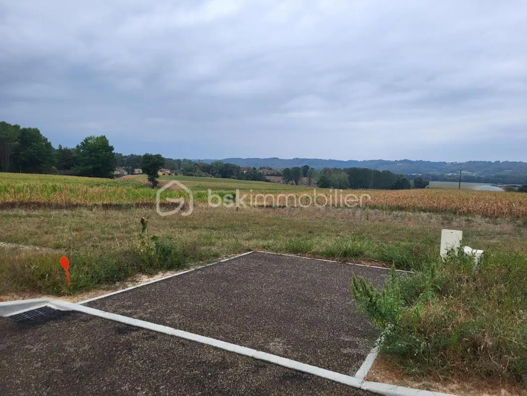 991m² Land in Aire-sur-l'Adour, France No. 346217