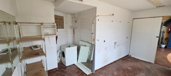 102m² Commercial property in Murcia, Spain No. 155139 4