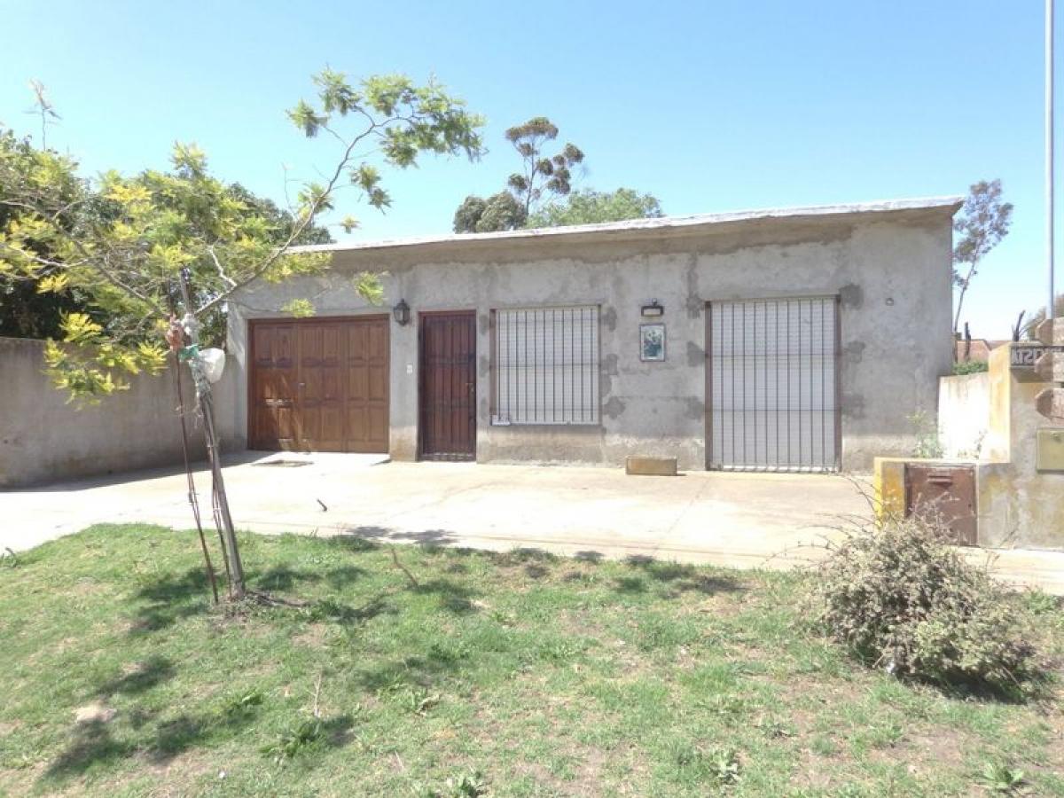 2 bedrooms House in Mar del Plata, Argentina No. 88998