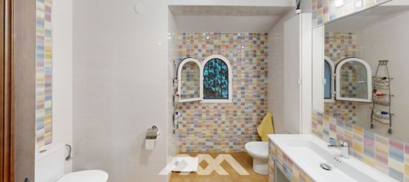 5 bedrooms House in Arenas, Spain No. 44874 18