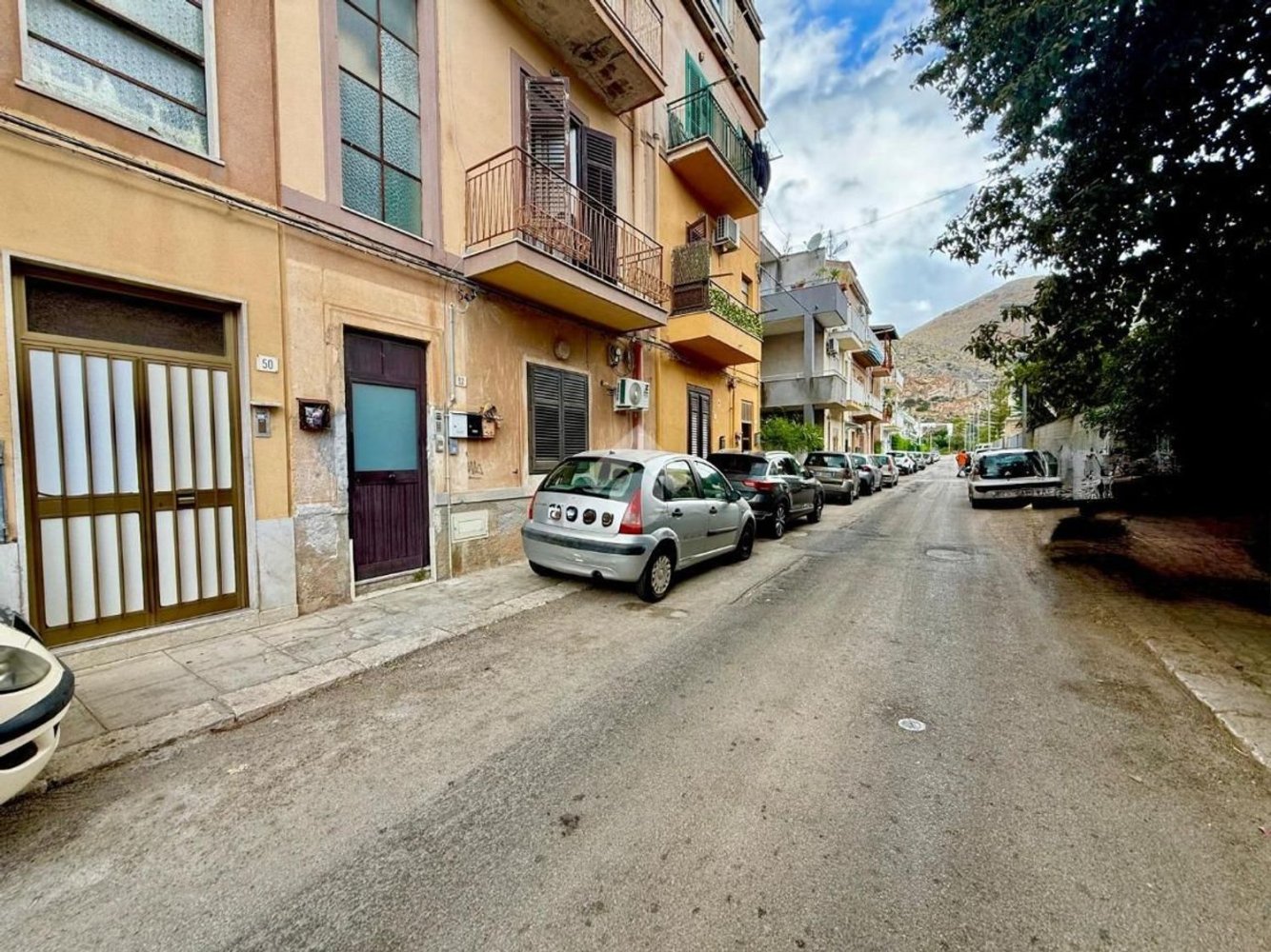 2 rooms Apartment in Palermo, Italy No. 258783