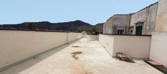 2 rooms Apartment in Palermo, Italy No. 258783 19