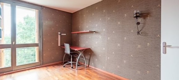 Apartamento de 3 dormitorios en Neuilly-Plaisance, France No. 165930 37