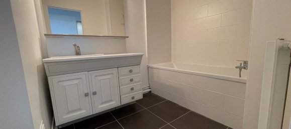 Apartamento de 3 dormitorios en Neuilly-Plaisance, France No. 165930 24