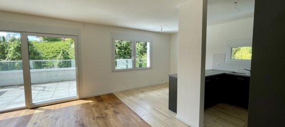 3 bedrooms House in Sierre, Switzerland No. 117 4