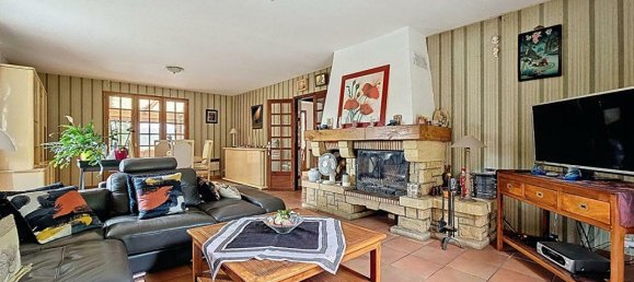 4 bedrooms House in Hermeray, France No. 347067 6