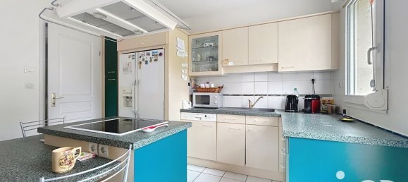 3 bedrooms House in Entrange, France No. 300104 6