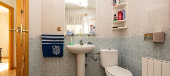 Casa de 3 dormitorios en Granada, Spain No. 148980 12