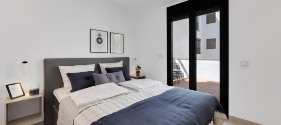 3 bedrooms Apartment in Nueva Andalucia, Spain No. 2482 4