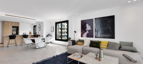 3 bedrooms Apartment in Nueva Andalucia, Spain No. 2482 3