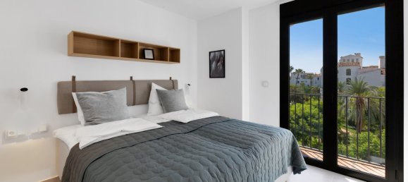 3 bedrooms Apartment in Nueva Andalucia, Spain No. 2482 7