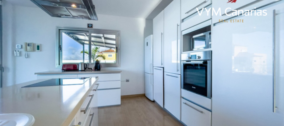 3 bedrooms Villa in Torviscas, Spain No. 15279 4