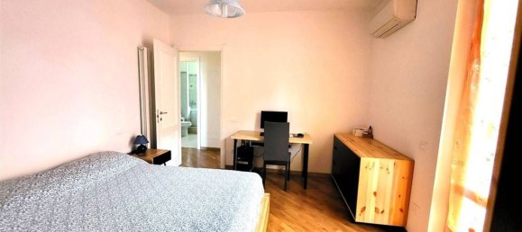 Casa de 6 habitaciónes en Montignoso, Italy No. 112497 11