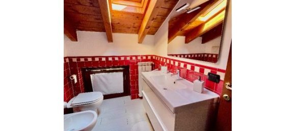 Casa de 2 dormitorios en Taino, Italy No. 378191 6