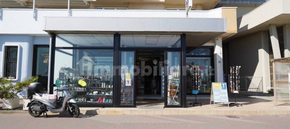 1 room Commercial property in Bellaria Igea Marina, Italy No. 317064 2