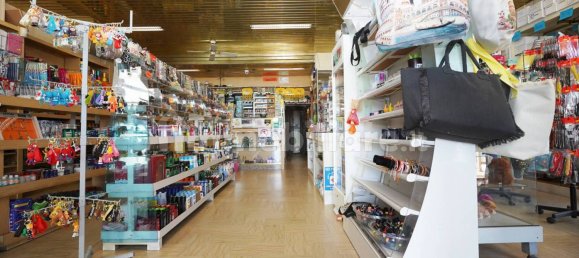 1 room Commercial property in Bellaria Igea Marina, Italy No. 317064 8