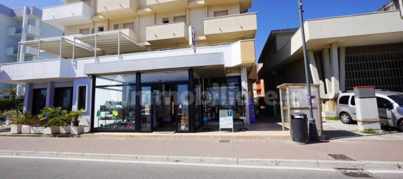 1 room Commercial property in Bellaria Igea Marina, Italy No. 317064 16