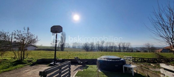 4 Schlafzimmer Haus in Saint-Hilaire-de-la-Cote, France, Nr. 201547 8